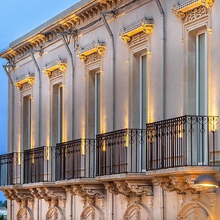 Casa Ruiz Suites Noto Buitenkant foto
