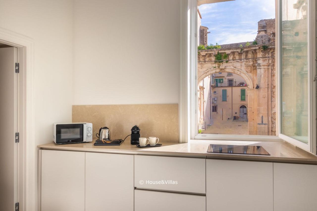 Casa Ruiz Suites Noto Buitenkant foto